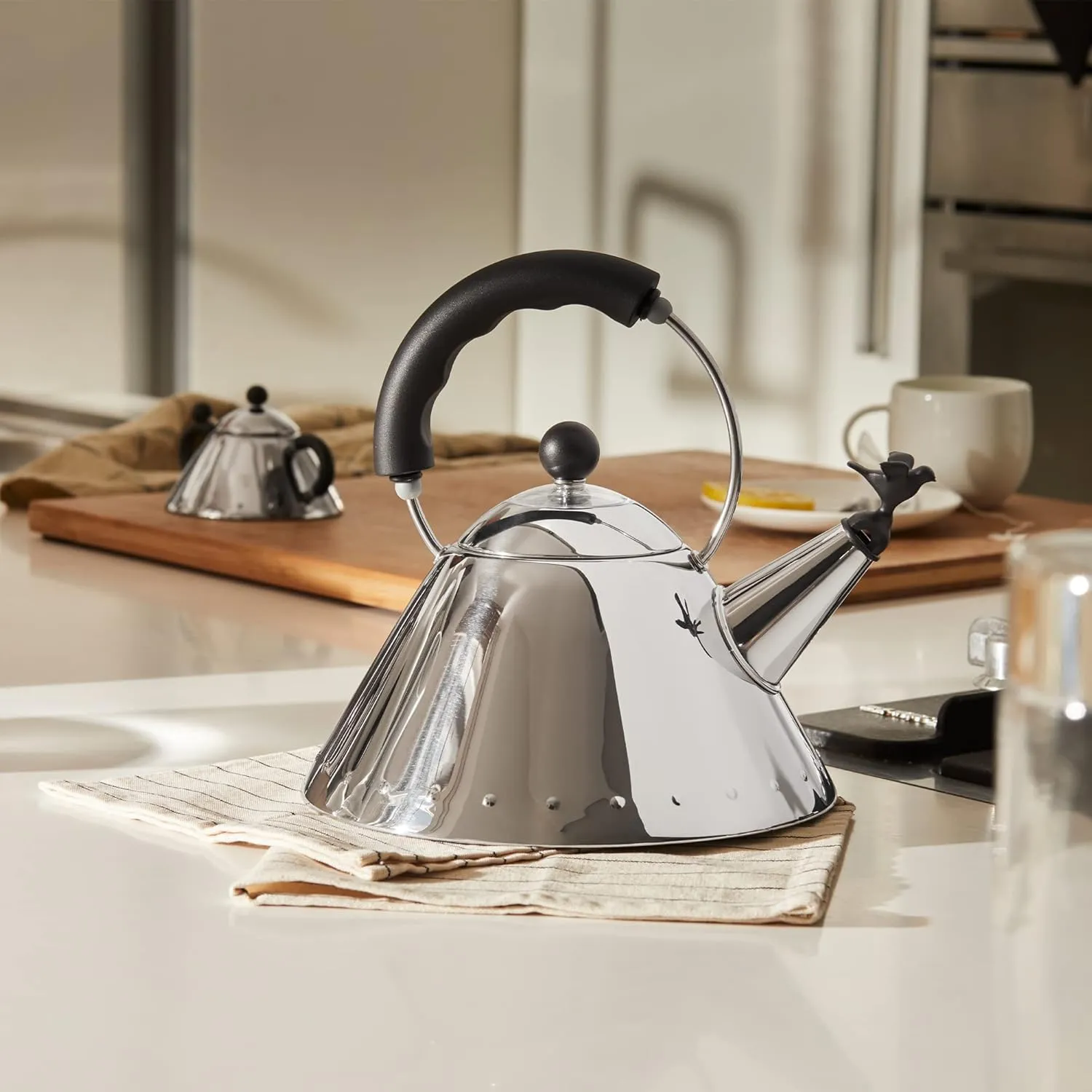 Alessi 9093 B - Design Kettle with Handle and Bird-Shaped Whistle, Stainless Steel and PA, Black