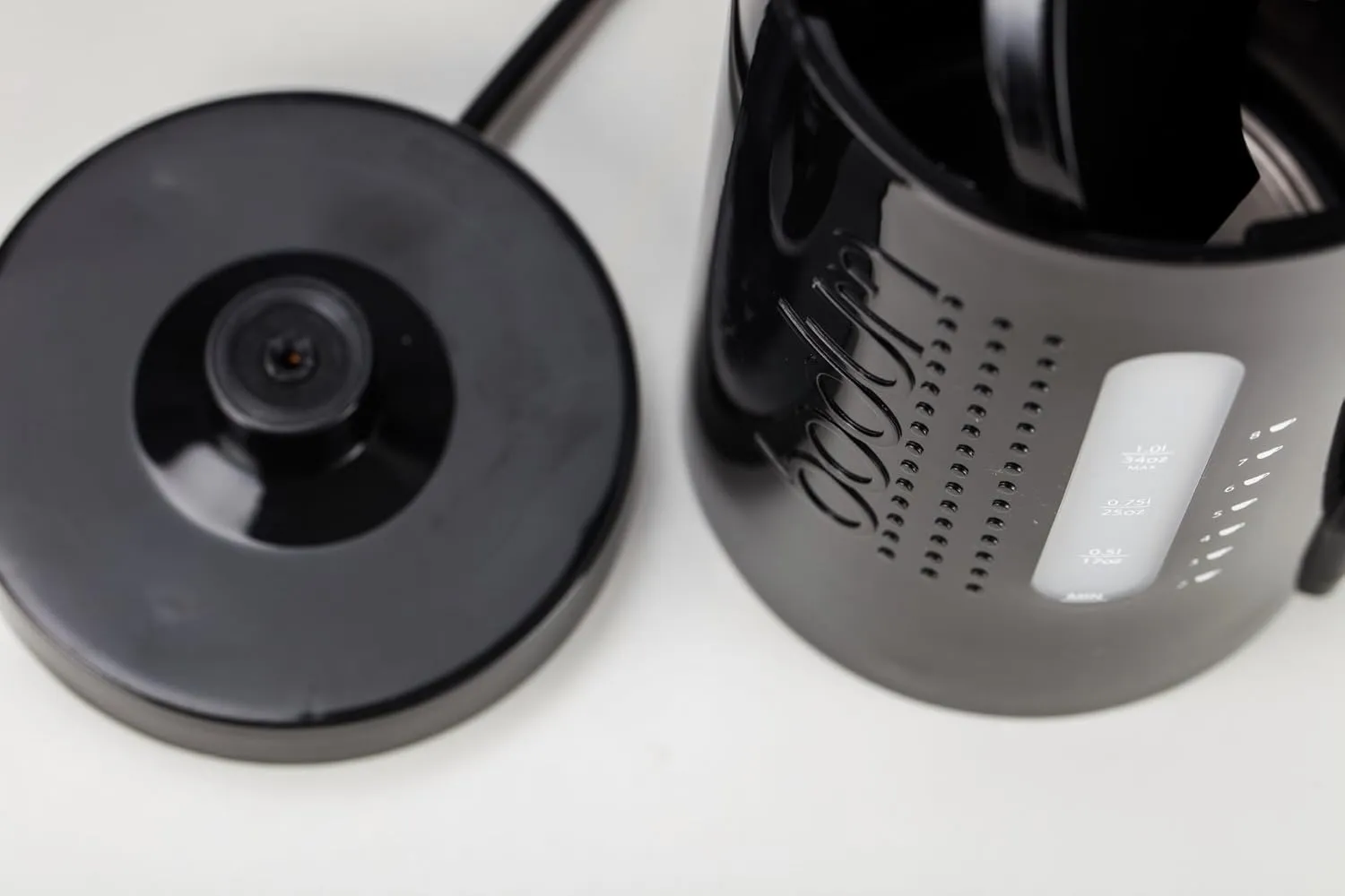 Bodum 17oz Bistro Electric Water Kettle For Coffee & Tea, BPA-Free Plastic, Rapid-Boil, Auto Shut-Off, Black