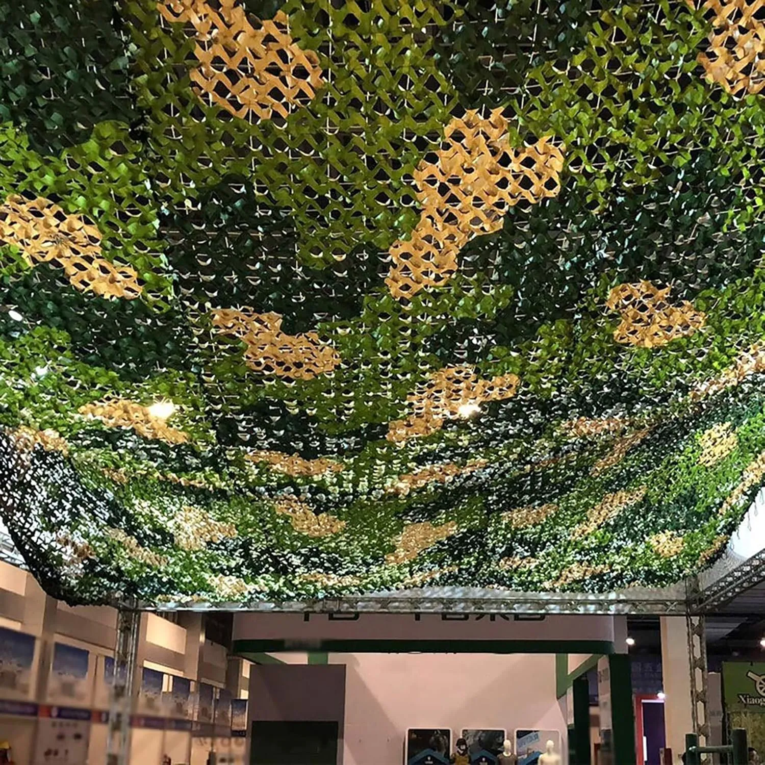 Camouflage Net Camo Netting Courtyard Decor Blinds for Photo Camp Sunshade Factory Farm Shelter Car Concealment Exhibit Party Backdrop Canopy Fence Ceiling Curtain Cover Paintball
