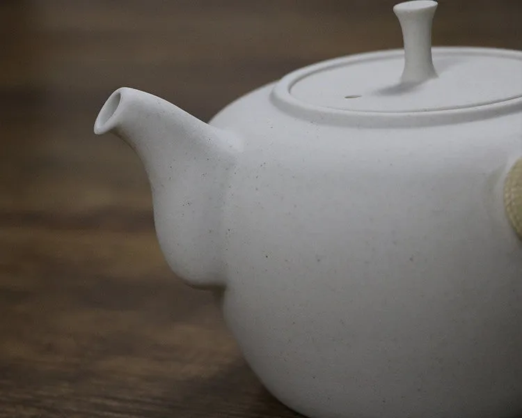 Chaozhou "Sha Tiao" Water Boiling Kettle in Natural Clay 650ml