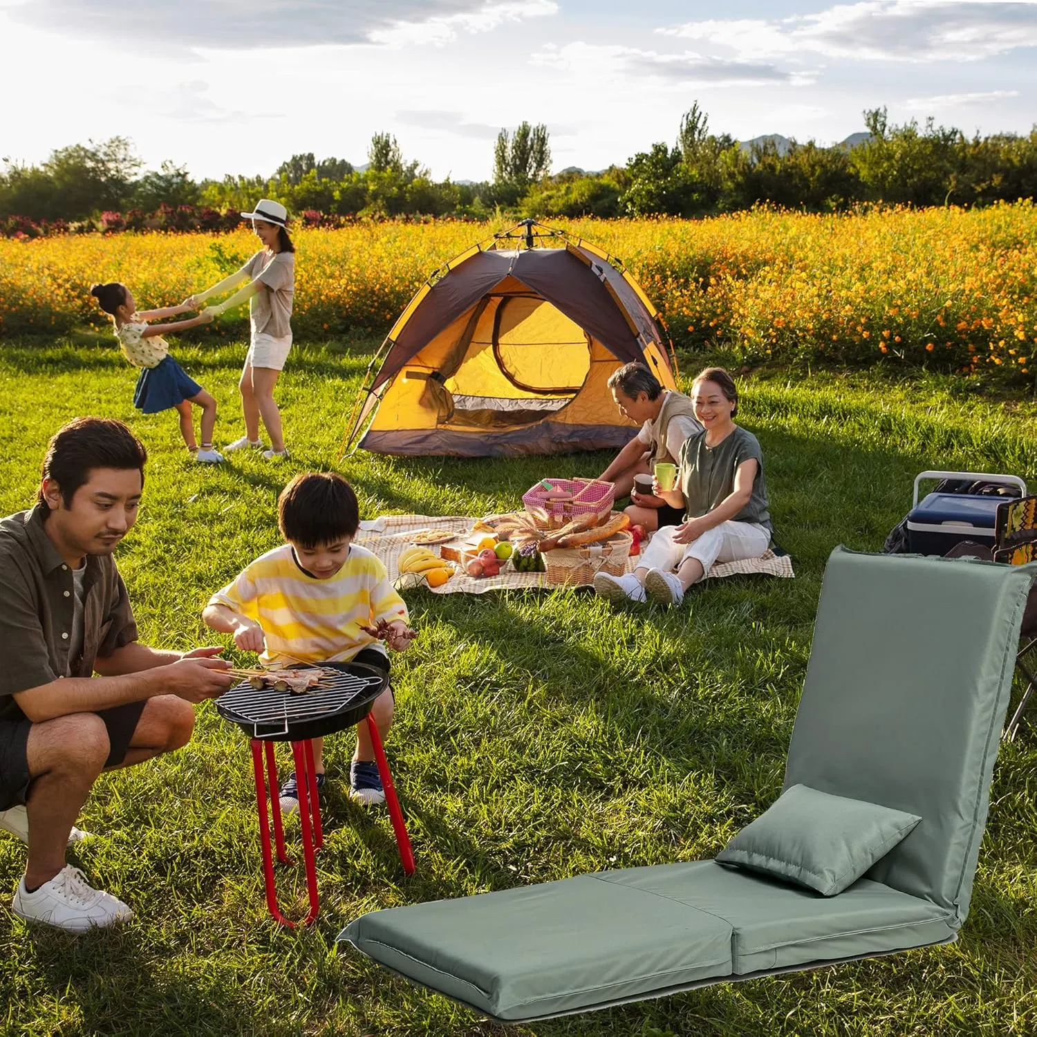 Comfortable Outdoor Folding Chair with Adjustable Recliner, Lightweight Design, Includes Carry Bag, for Travel, Camping, and Picnics, Light Green