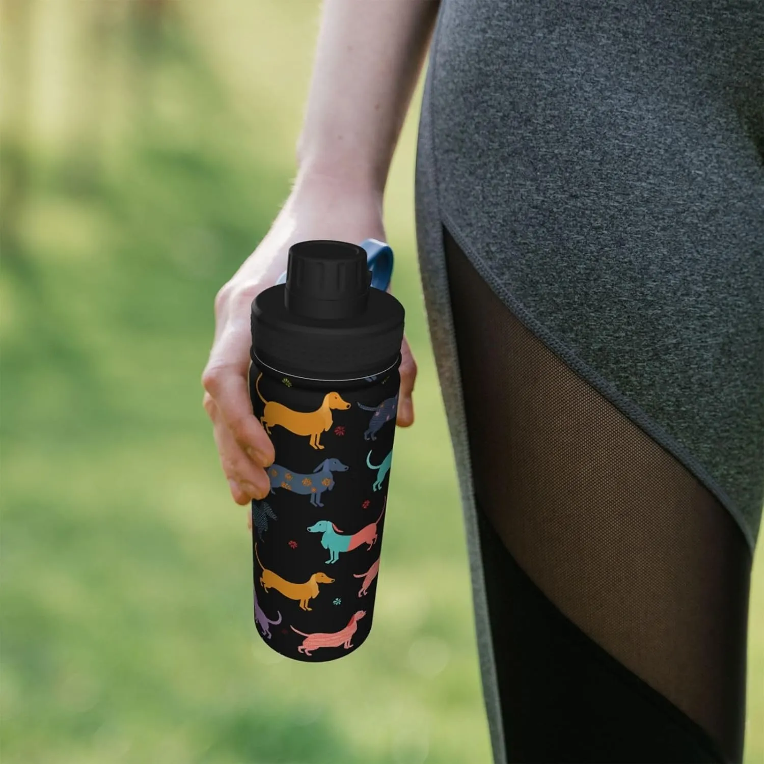 Dachshund Puppy Dog Water Bottle,18oz Sports Insulated Kettle for Cycling Gym Basketball Outdoor,Suitable as a Present