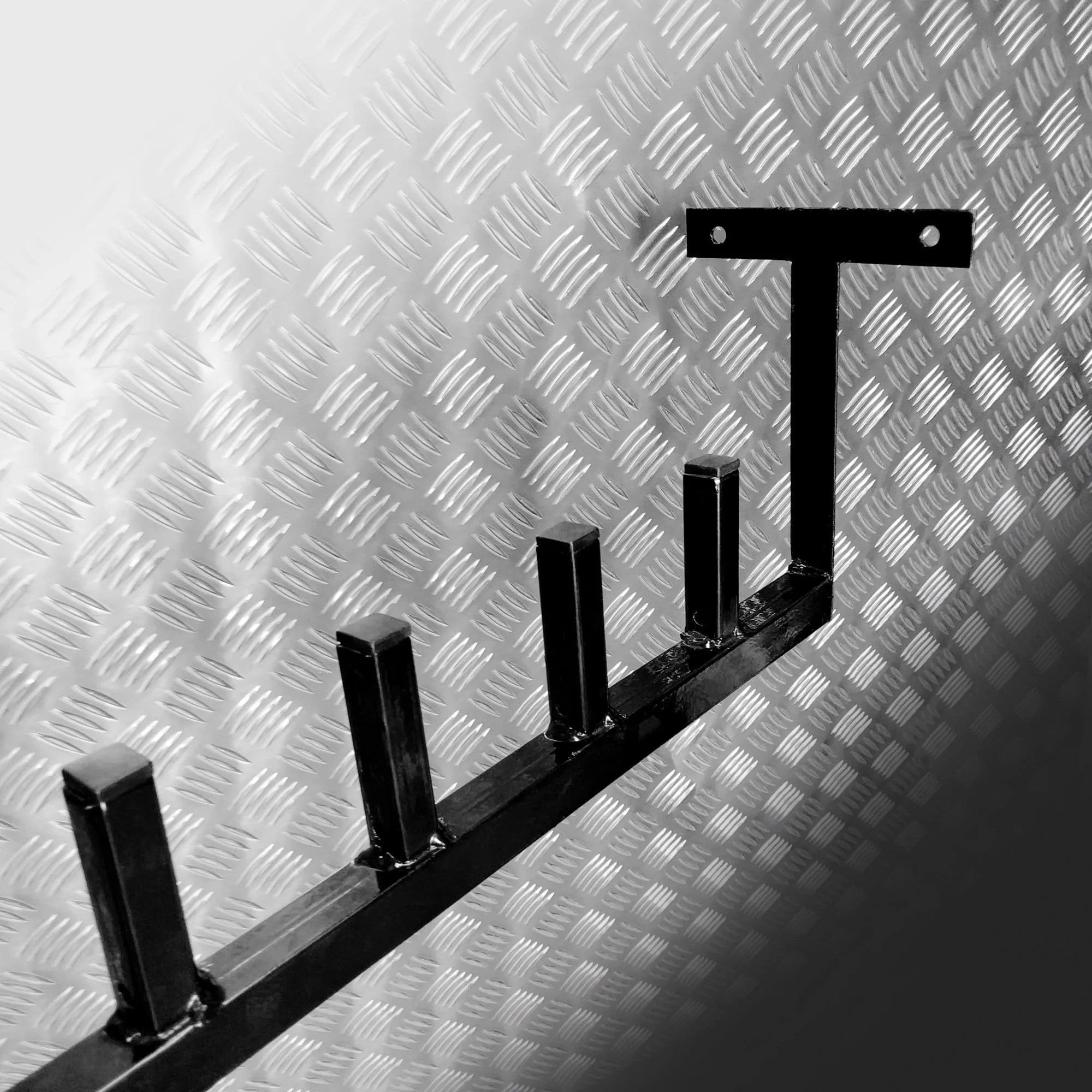 FaceLift® Pole Rack