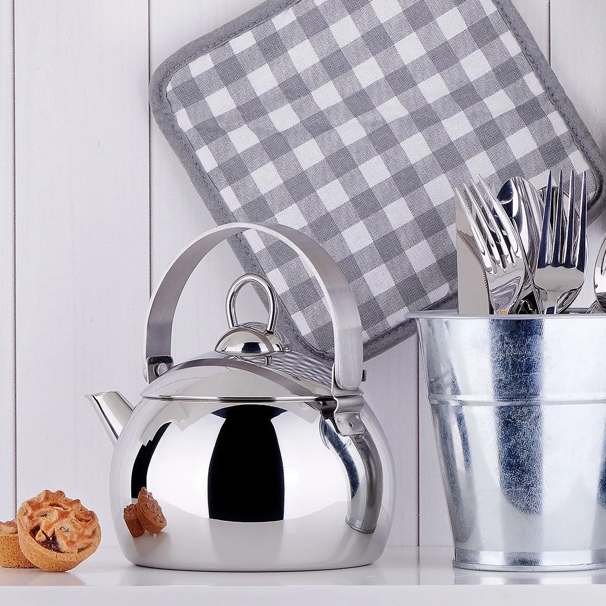 Korkmaz A094 Tombik Stainless Steel Tea Pot, Tea Kettle, Large, 118.3 oz
