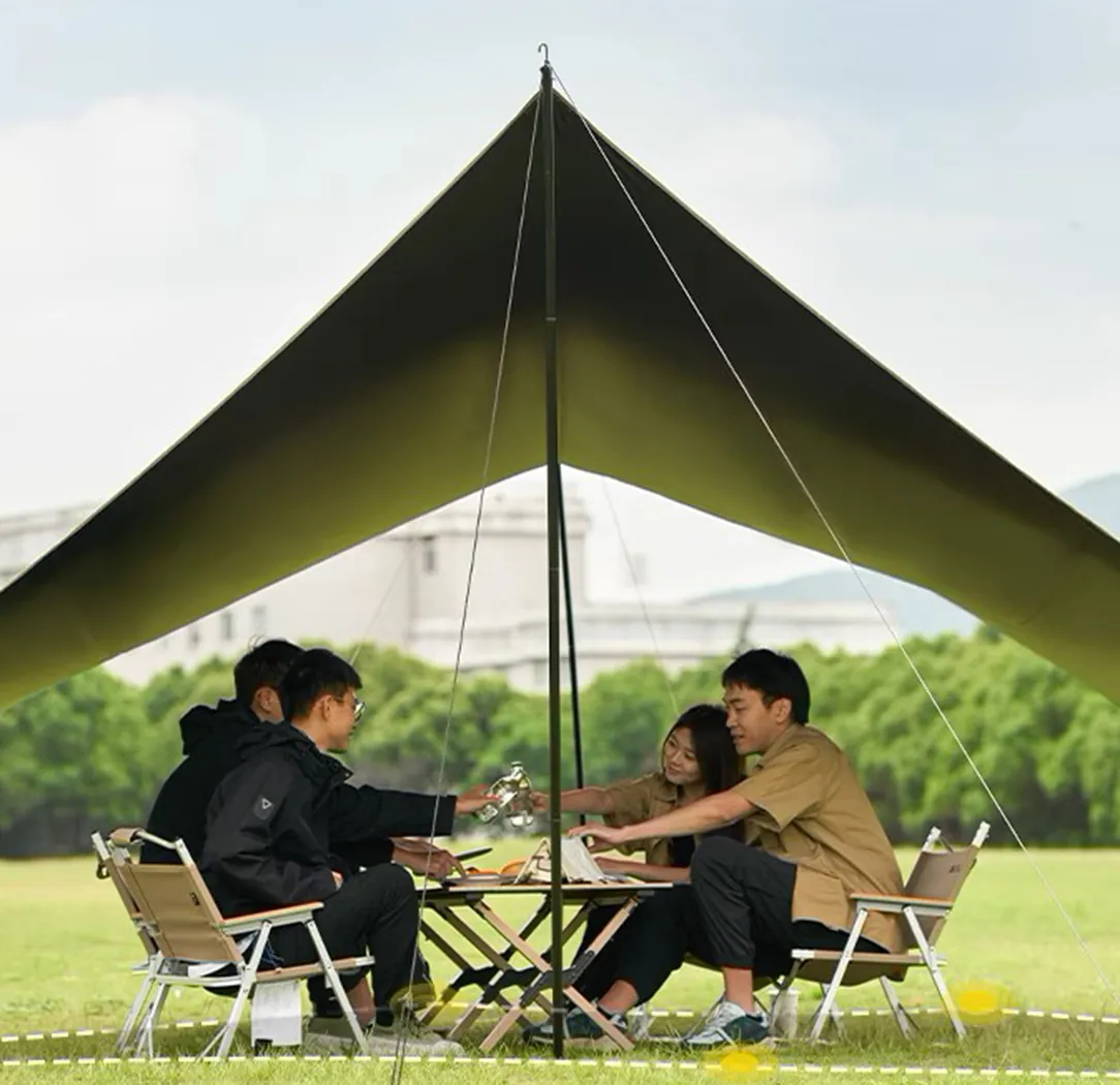 Mobi Garden Jun Ting 530 Black Coating 4-6 person Tarp - White