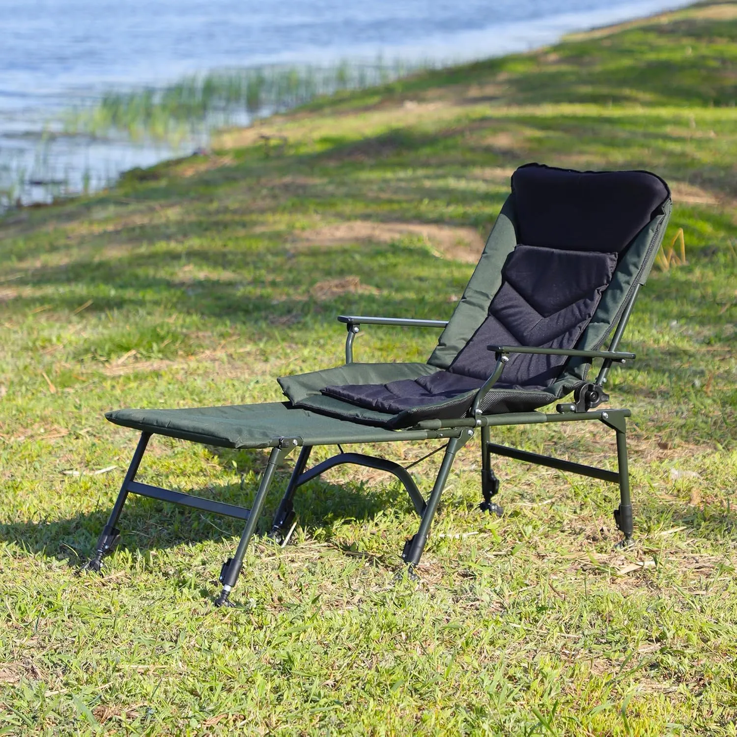 Outdoor Comfort with Portable Folding Reclining Camping Chair, Adjustable Backrest and Detachable Footrest, Green and Black