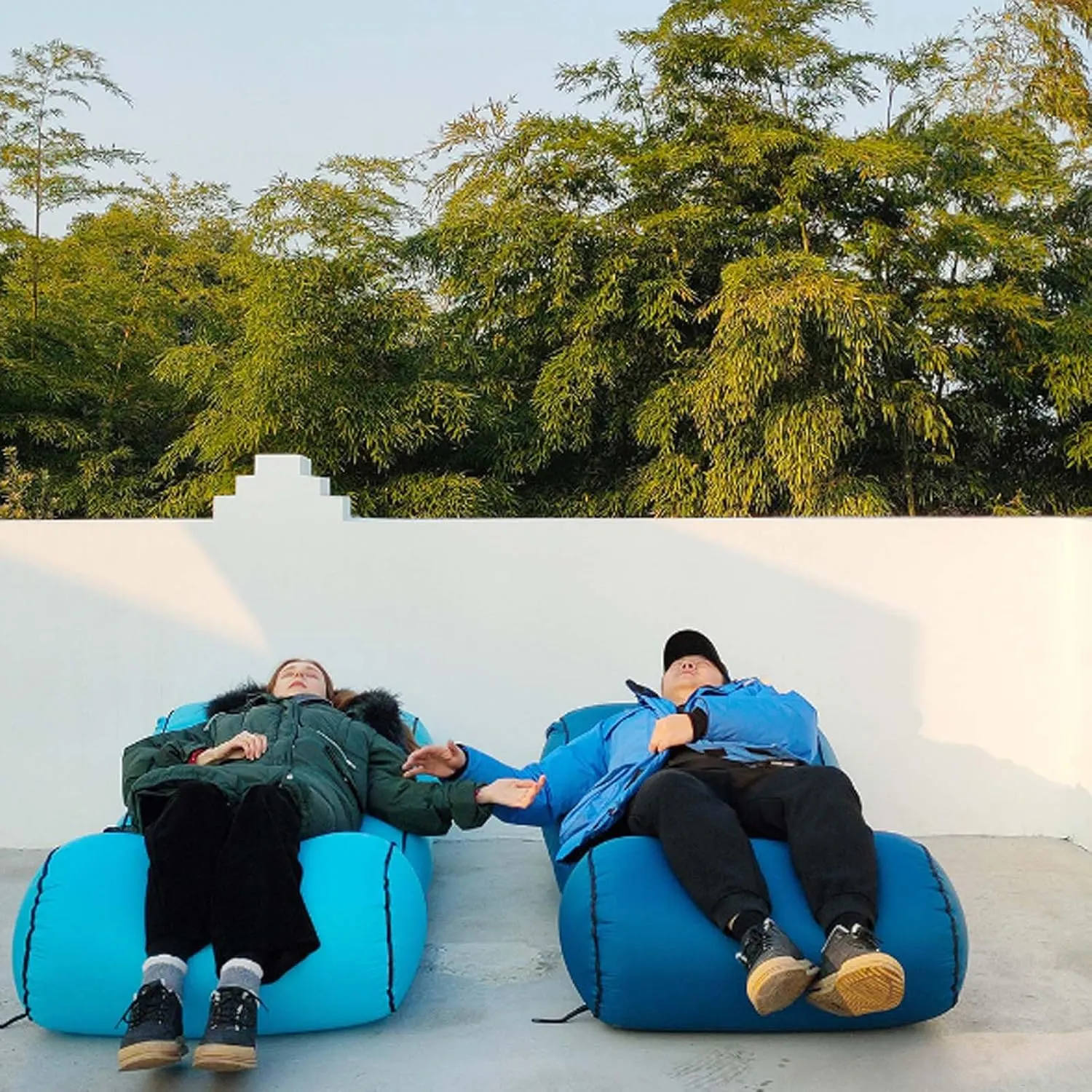 Self-Inflating Sofa,Inflatable Lounger Air Sofa Chair,Portable Waterproof Couch for Hiking, Picnics, Outdoor Use,Foldable Chaise Lounges,Detachable Multi-use Air Pump,Easy to Set Up (Green)