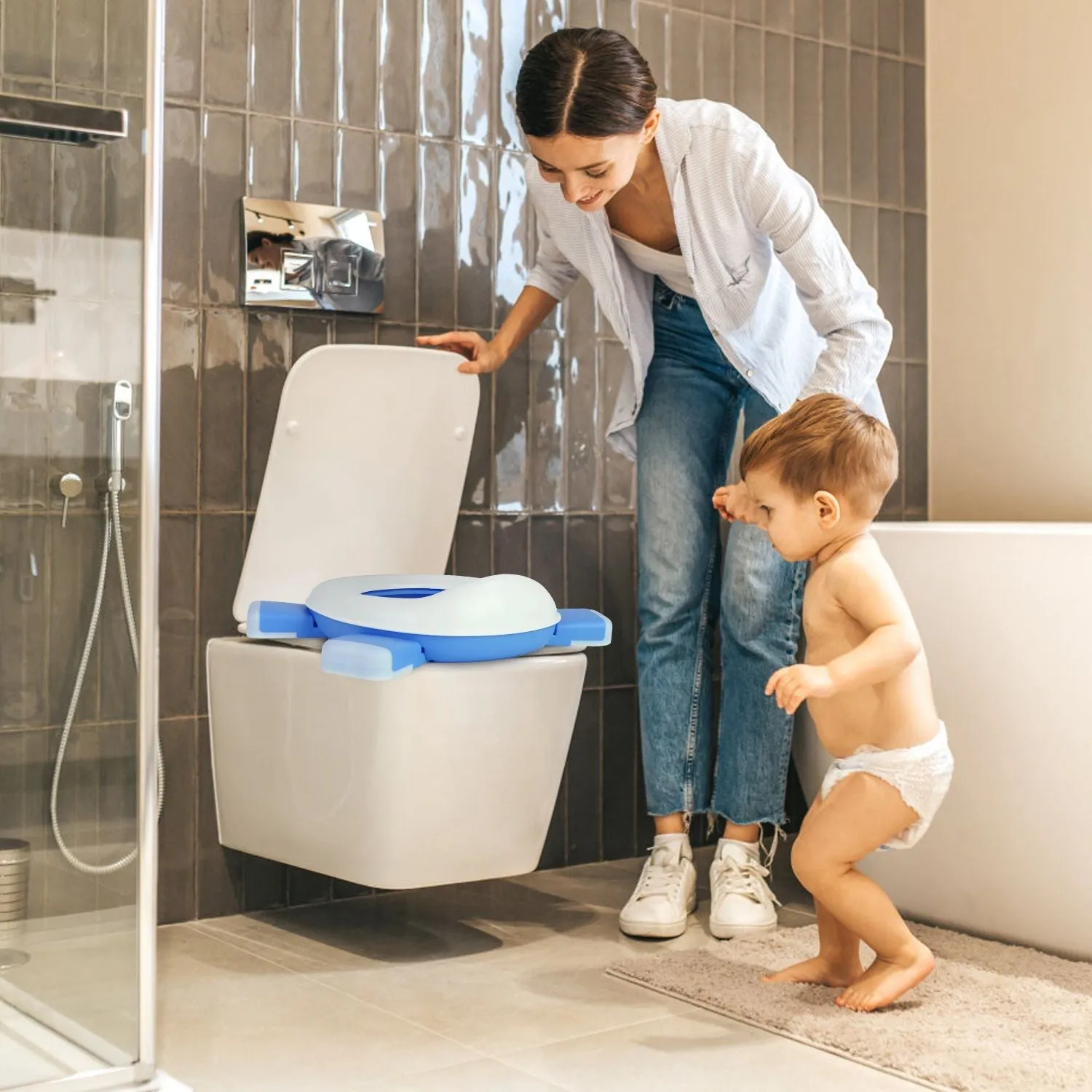 Travel Potty Chair with Potty Lines